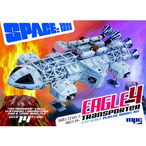 1:72 Space 1999: Eagle 4 Transporter w/ Lab Pod & Spine Booster